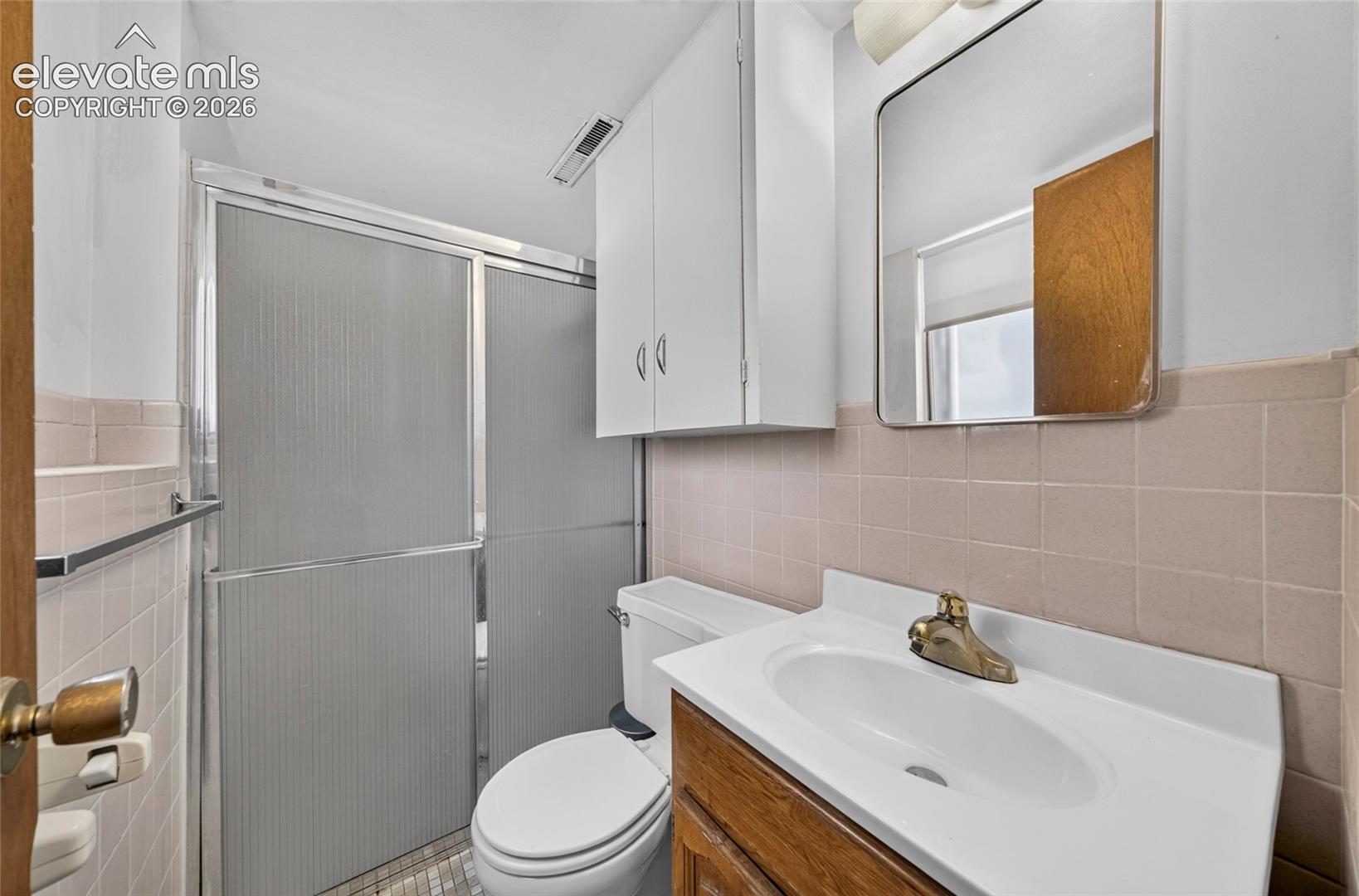 Listing photo 28 for 2014 Wold Avenue