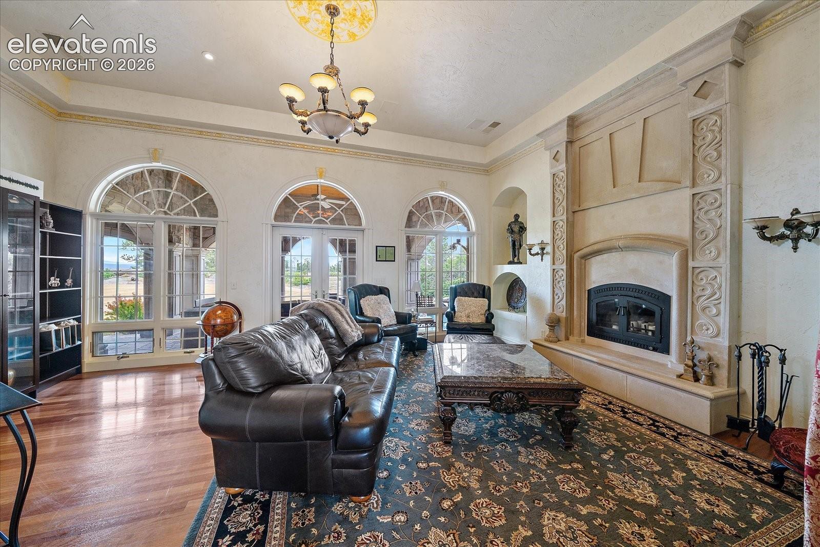 Listing photo 5 for 1175 Castle Pointe Drive