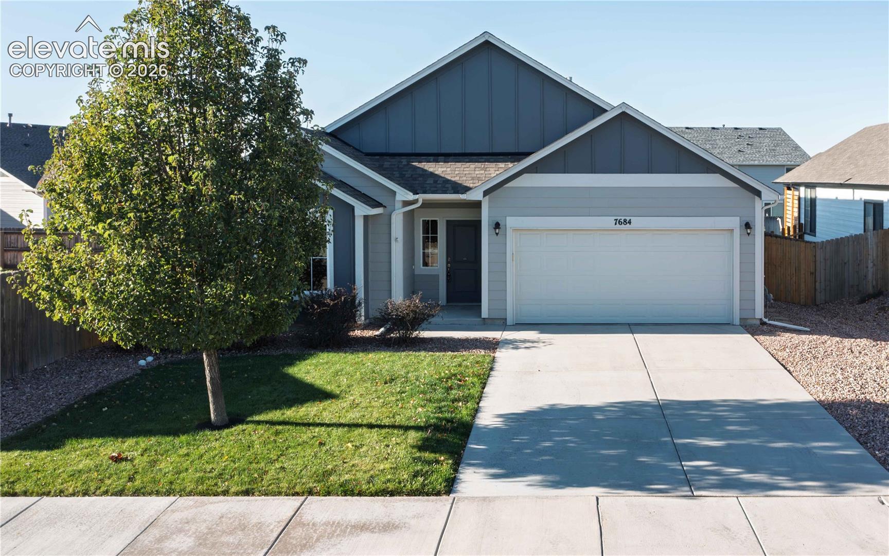 Listing photo 40 for 7684 Peachleaf Drive
