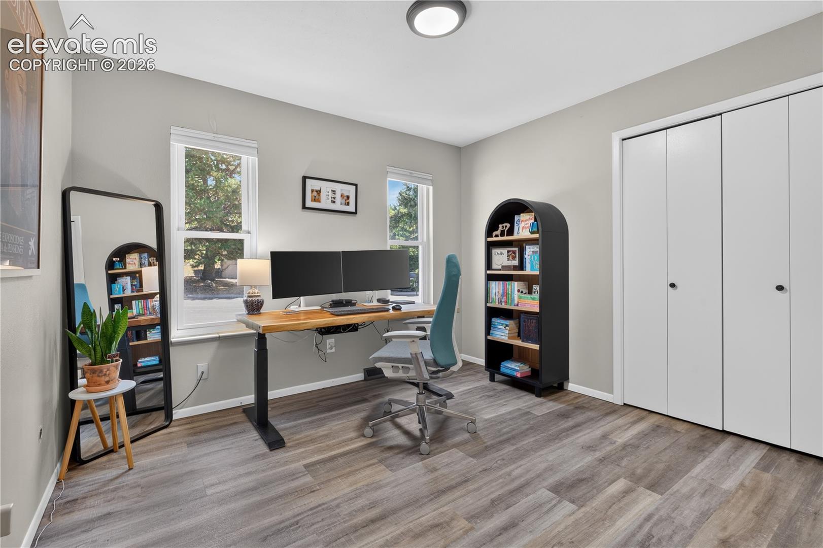 Listing photo 20 for 369 Burgess Drive
