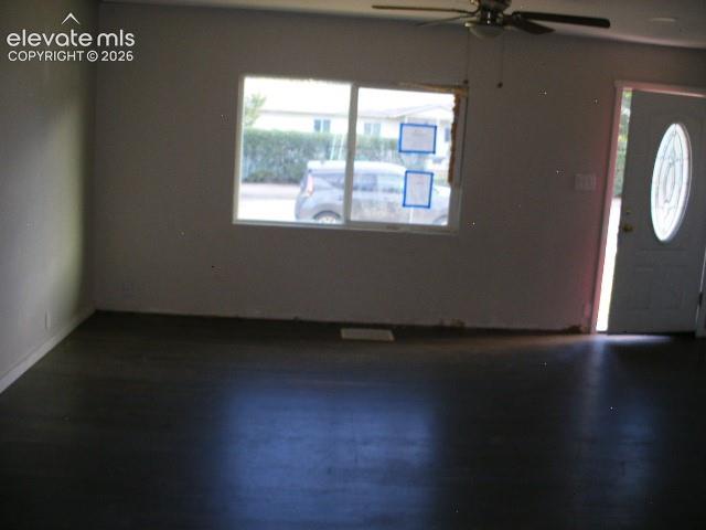 Listing photo 5 for 1140 Florence Avenue