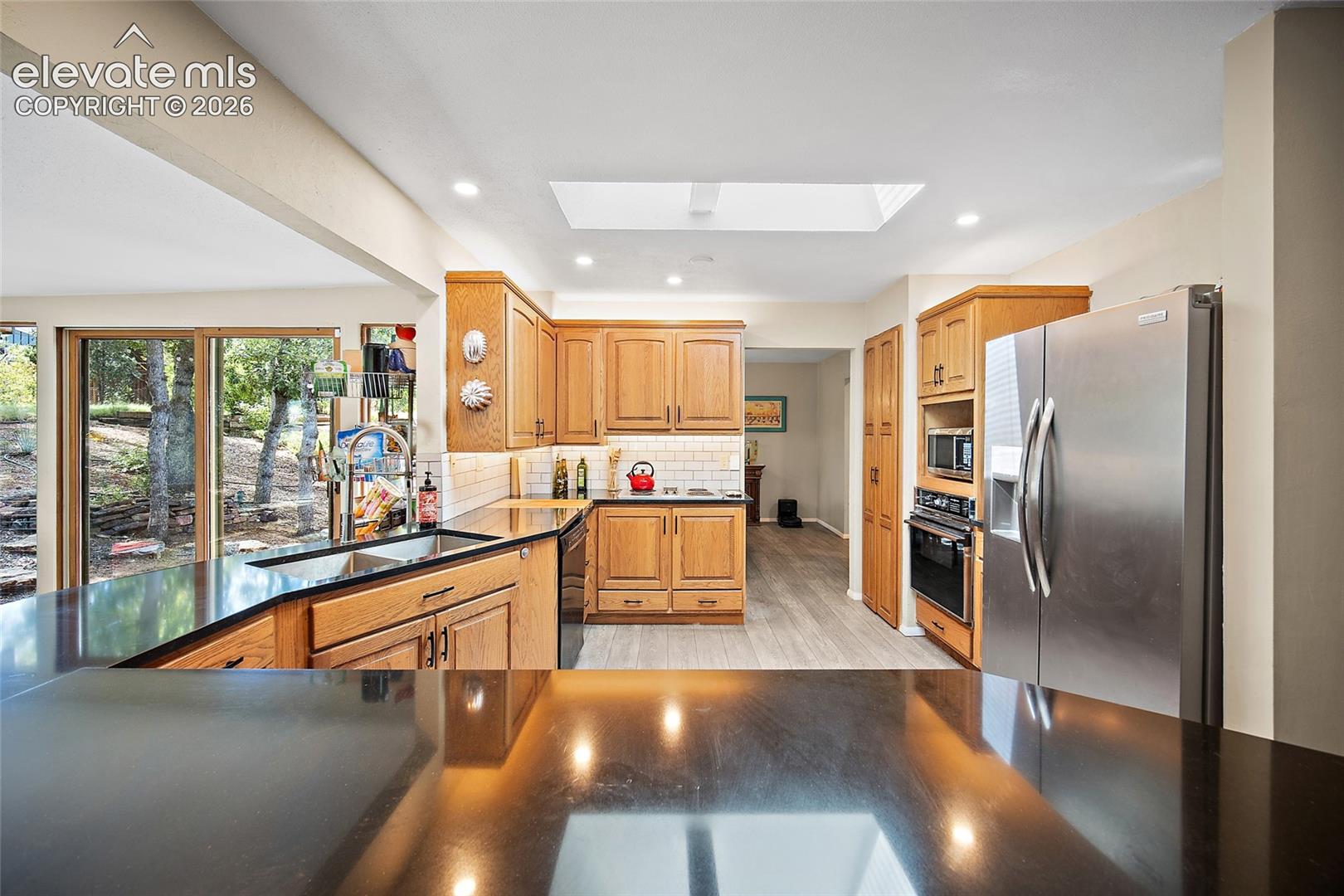 2201 Hercules Drive, photo 12