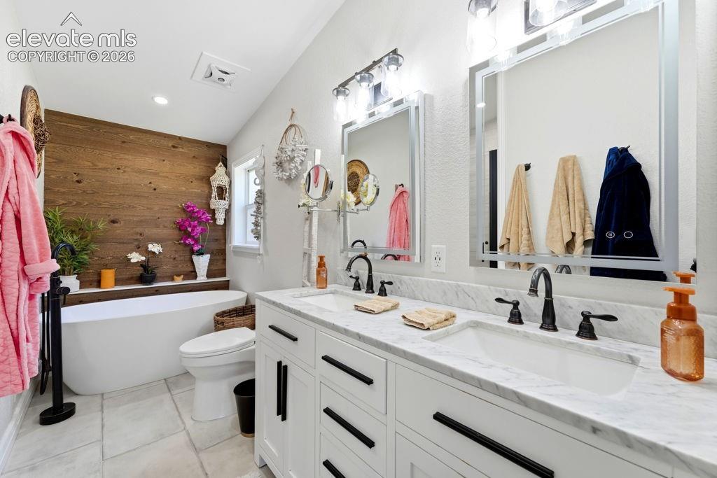 Listing photo 36 for 61 Forge Drive