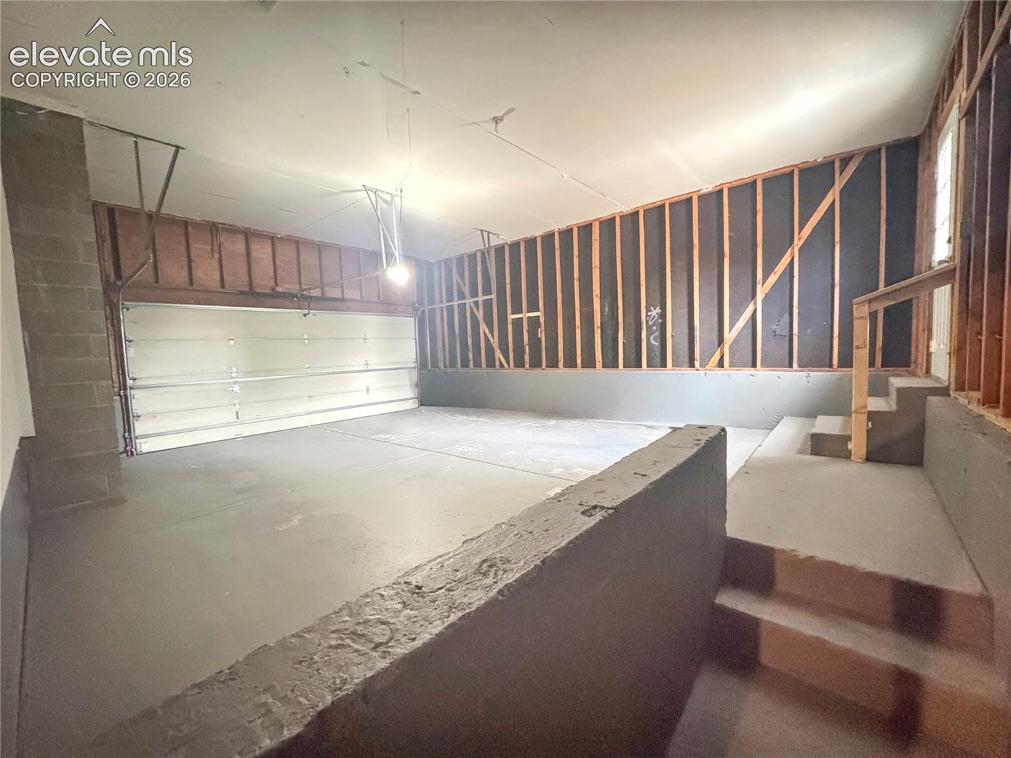 Listing photo 32 for 6074 Del Rey Drive