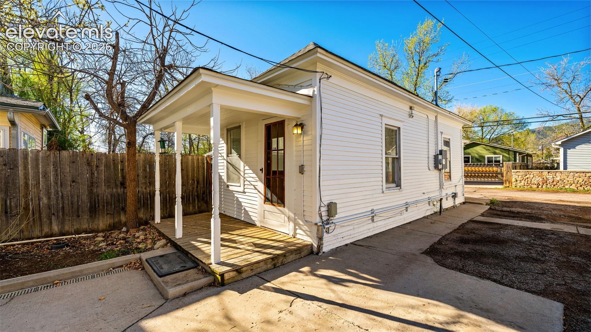 Listing photo 33 for 1919 W Colorado Avenue