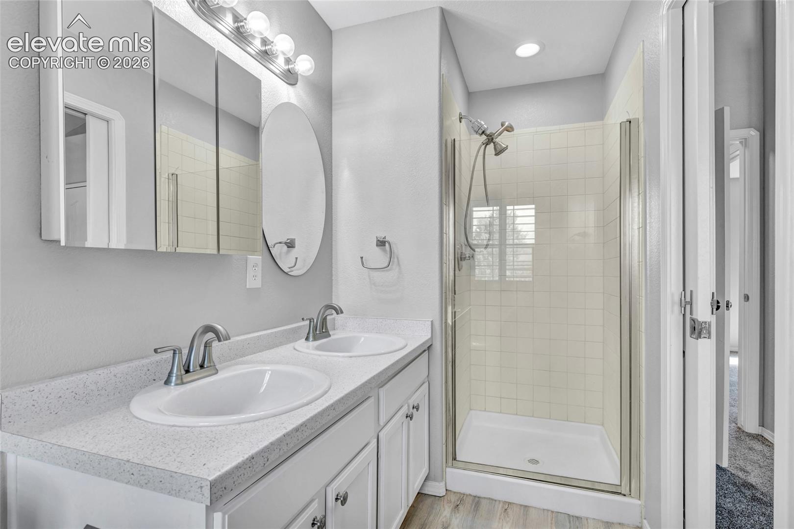 Listing photo 28 for 1204 White Stone Way