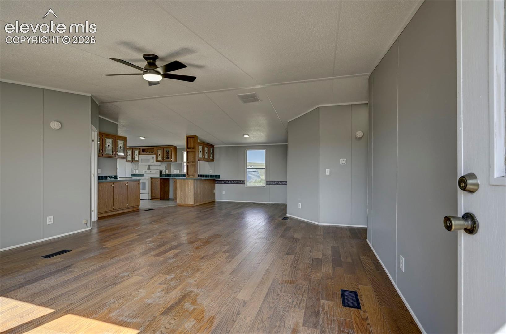 Listing photo 13 for 15320 Fairplay Road