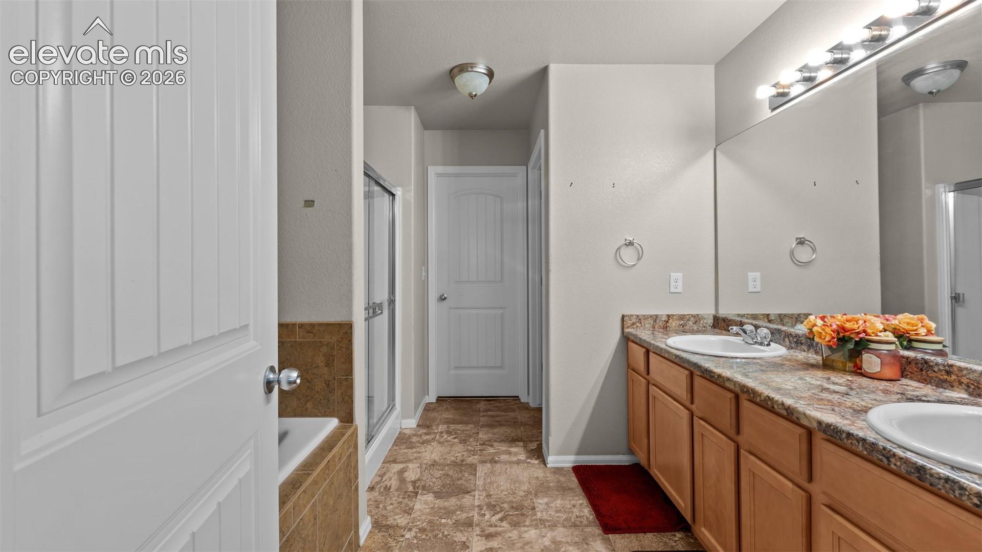 Listing photo 24 for 9774 Desert Lily Circle
