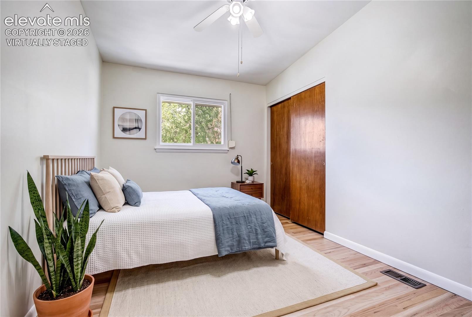 Listing photo 25 for 609 Crestridge Avenue