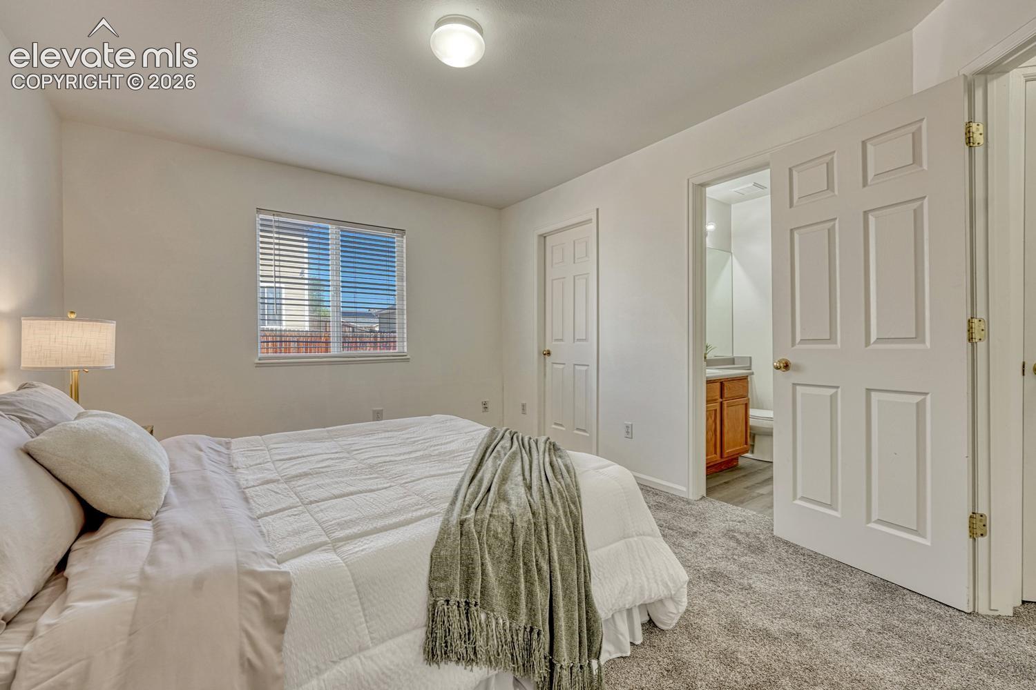 Listing photo 25 for 1120 Lords Hill Drive