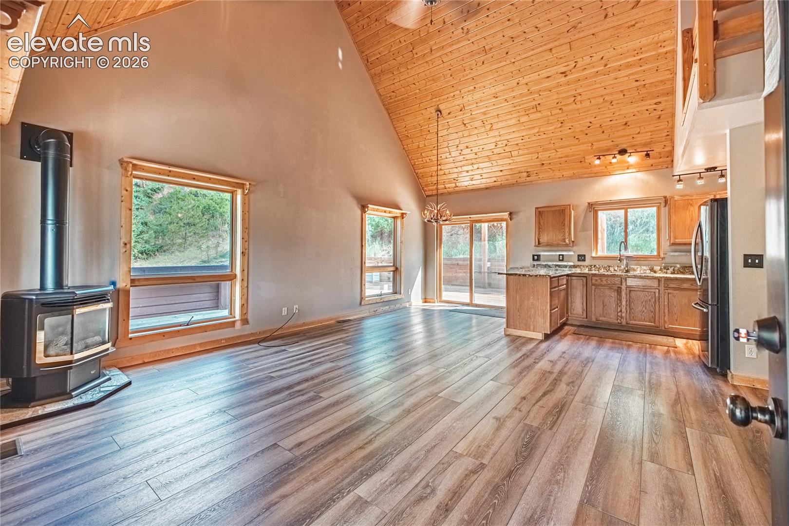 10668 Highway 24, photo 7