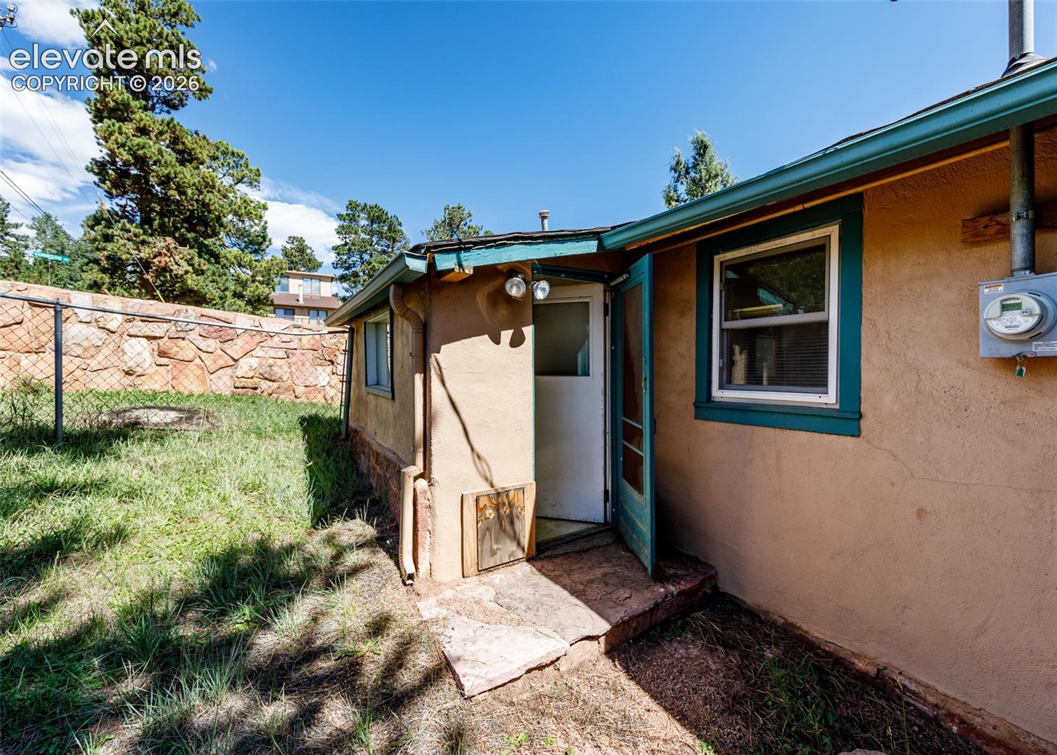 505 Gunnison Avenue, photo 25