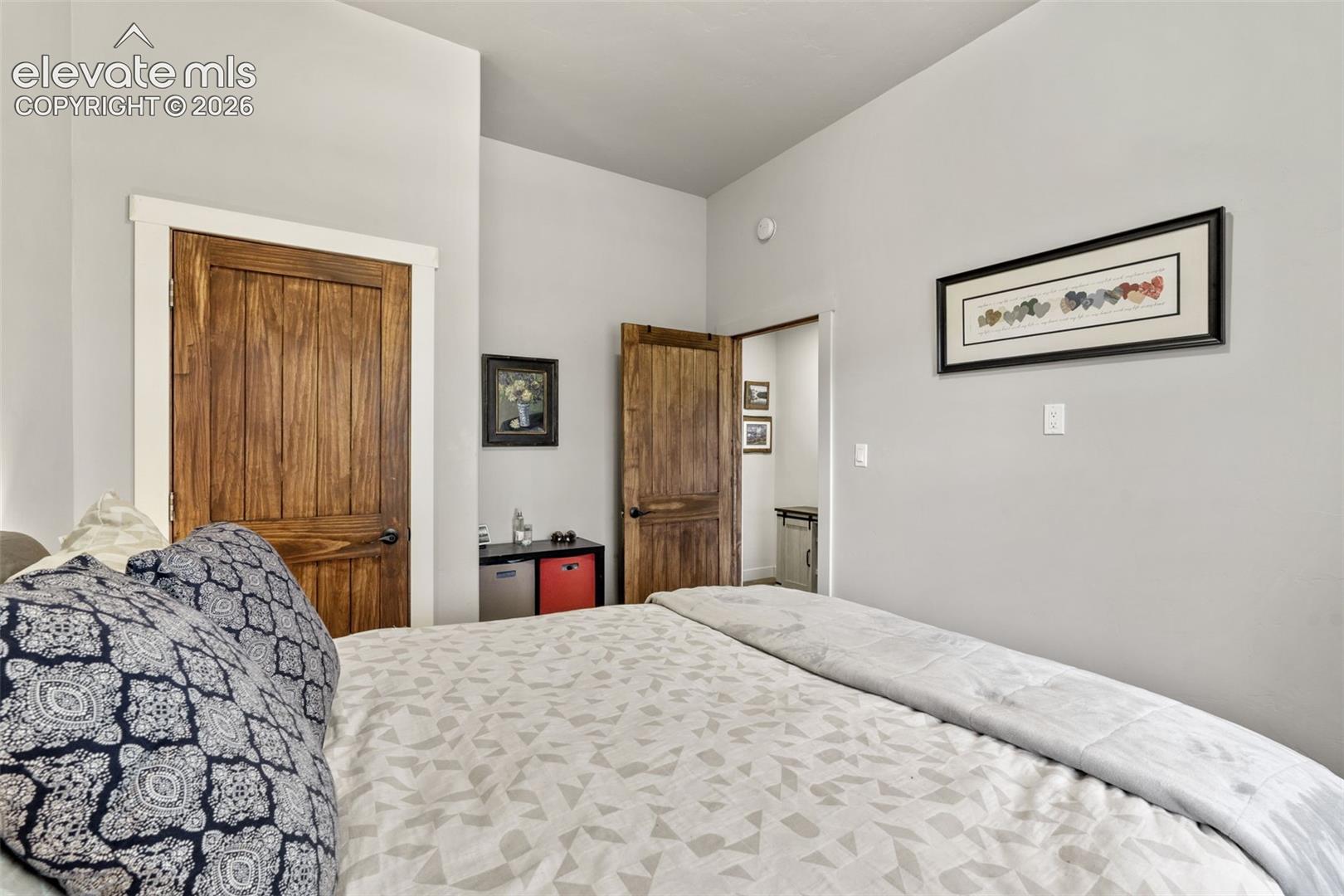 Listing photo 28 for 2270 Pikes Peak Drive