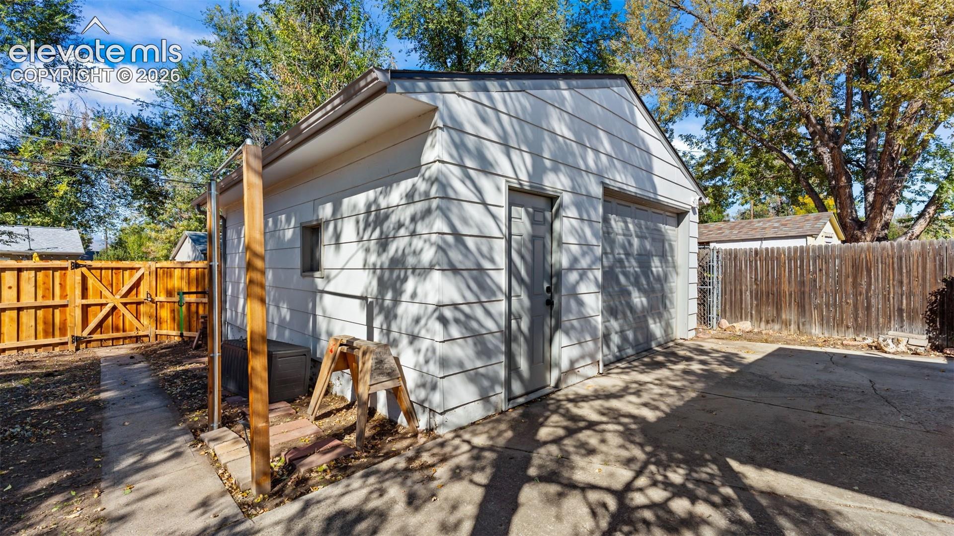 Listing photo 22 for 3210 Virginia Avenue