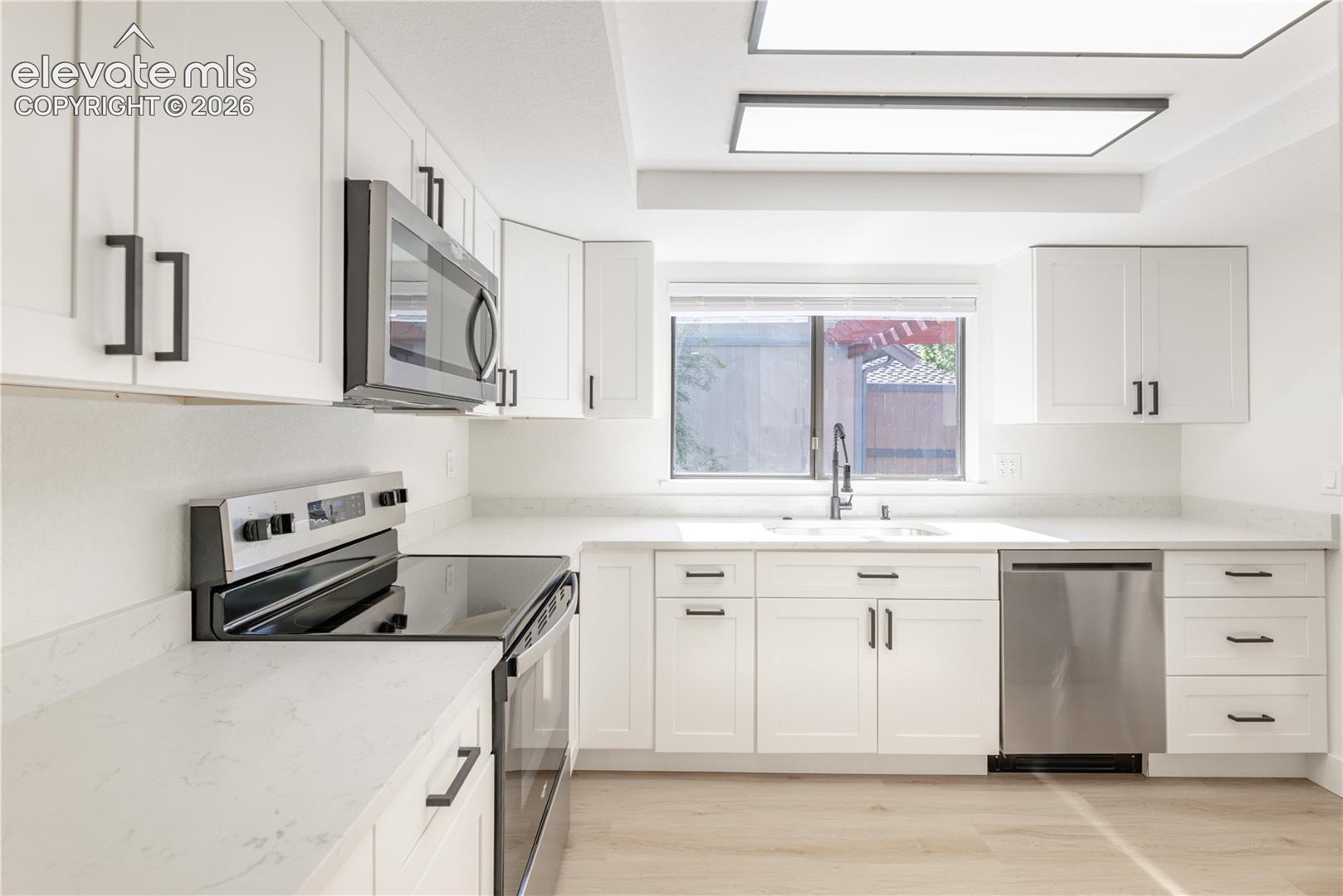 Listing photo 10 for 2522 S Worchester Court E