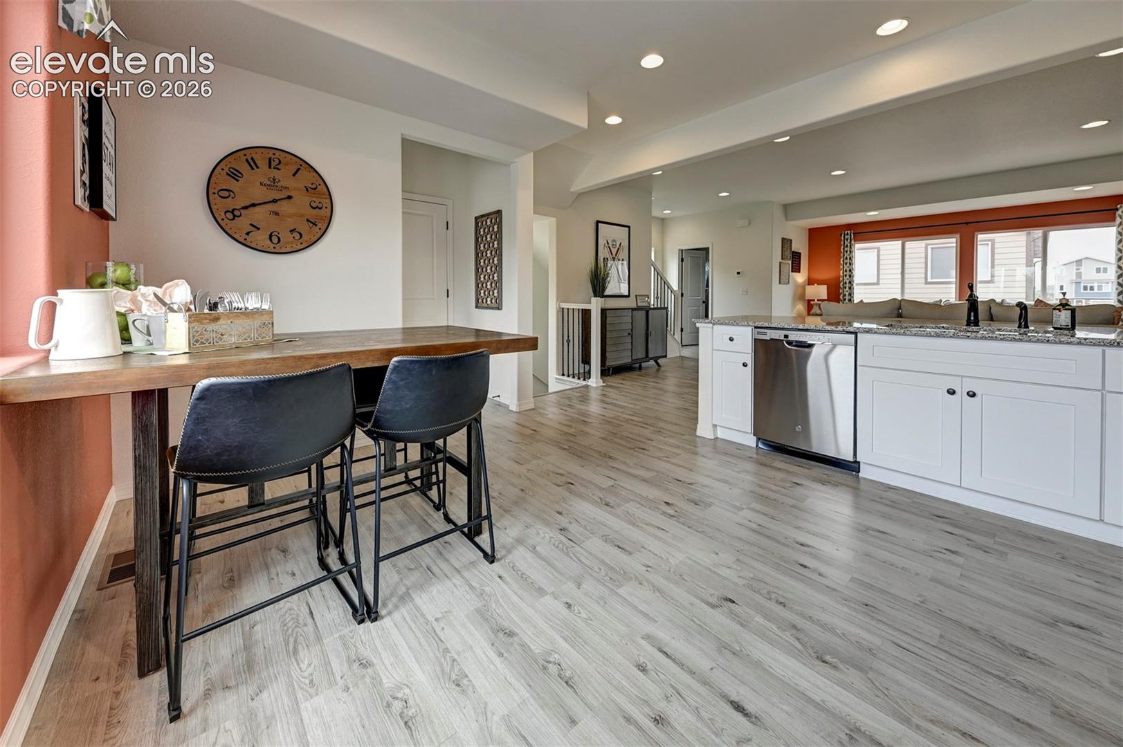 1827 Wildland Heights, photo 5