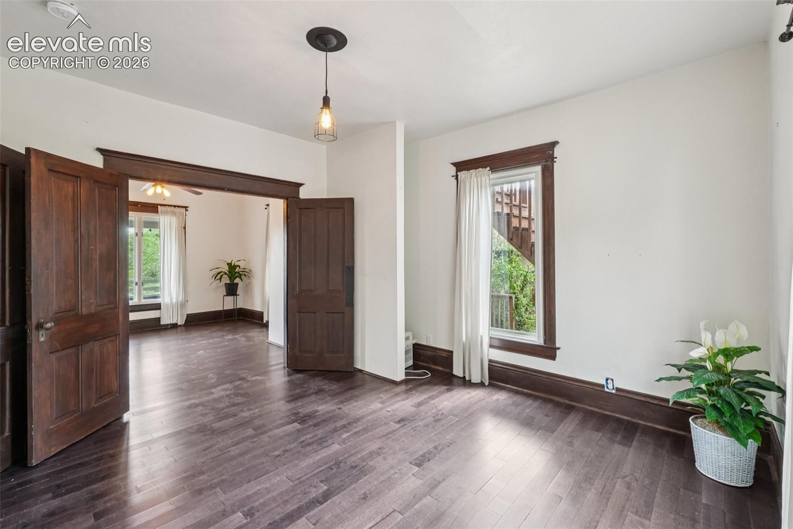 Listing photo 23 for 708 Cooper Avenue