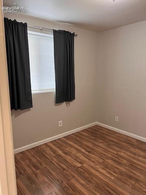 Listing photo 11 for 217 W Masonic Avenue