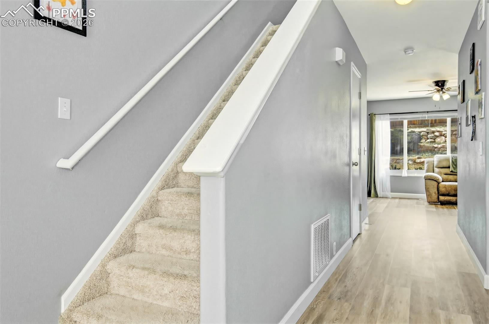 Listing photo 5 for 7533 Sistine Lane