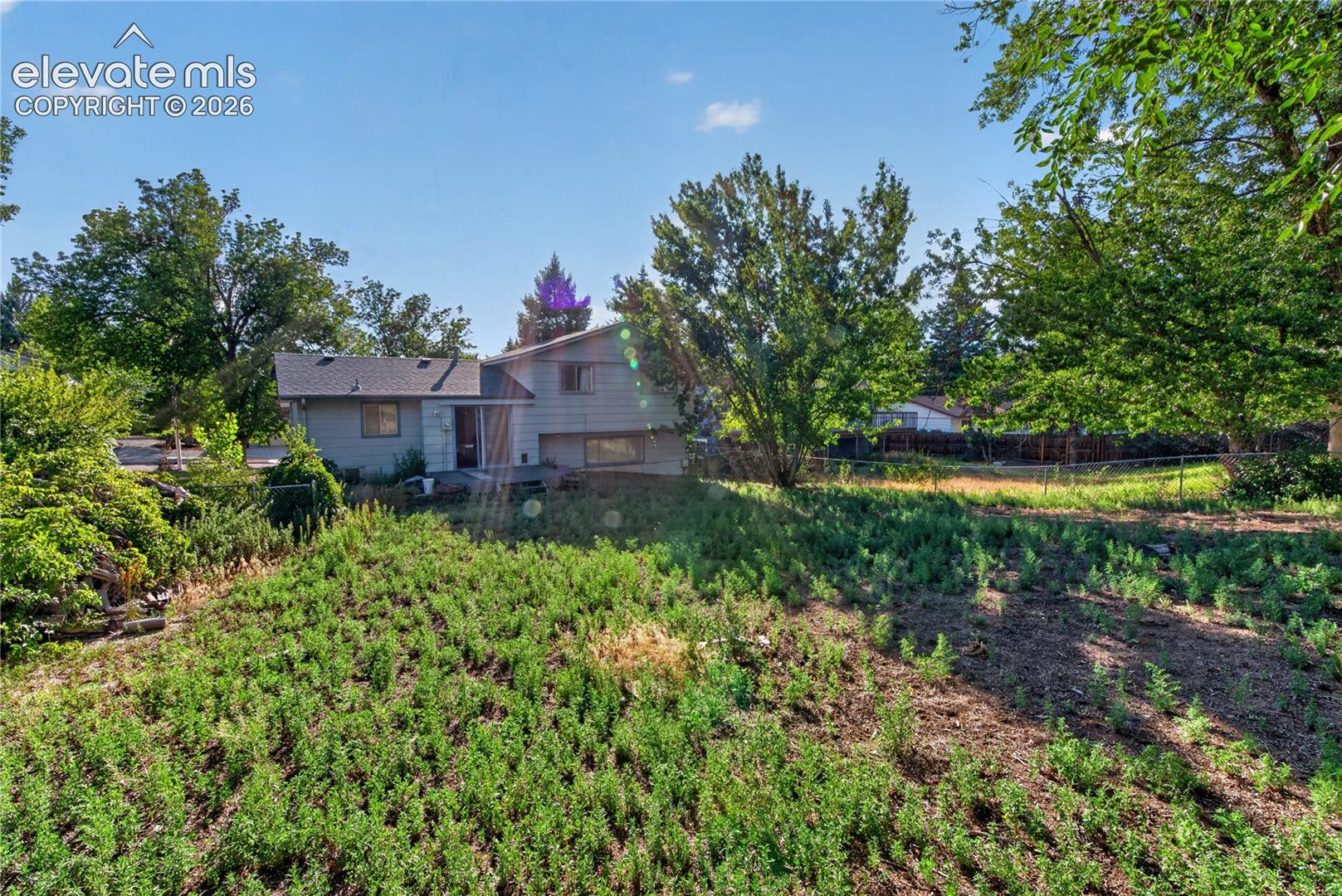 Listing photo 15 for 4850 Windward Circle