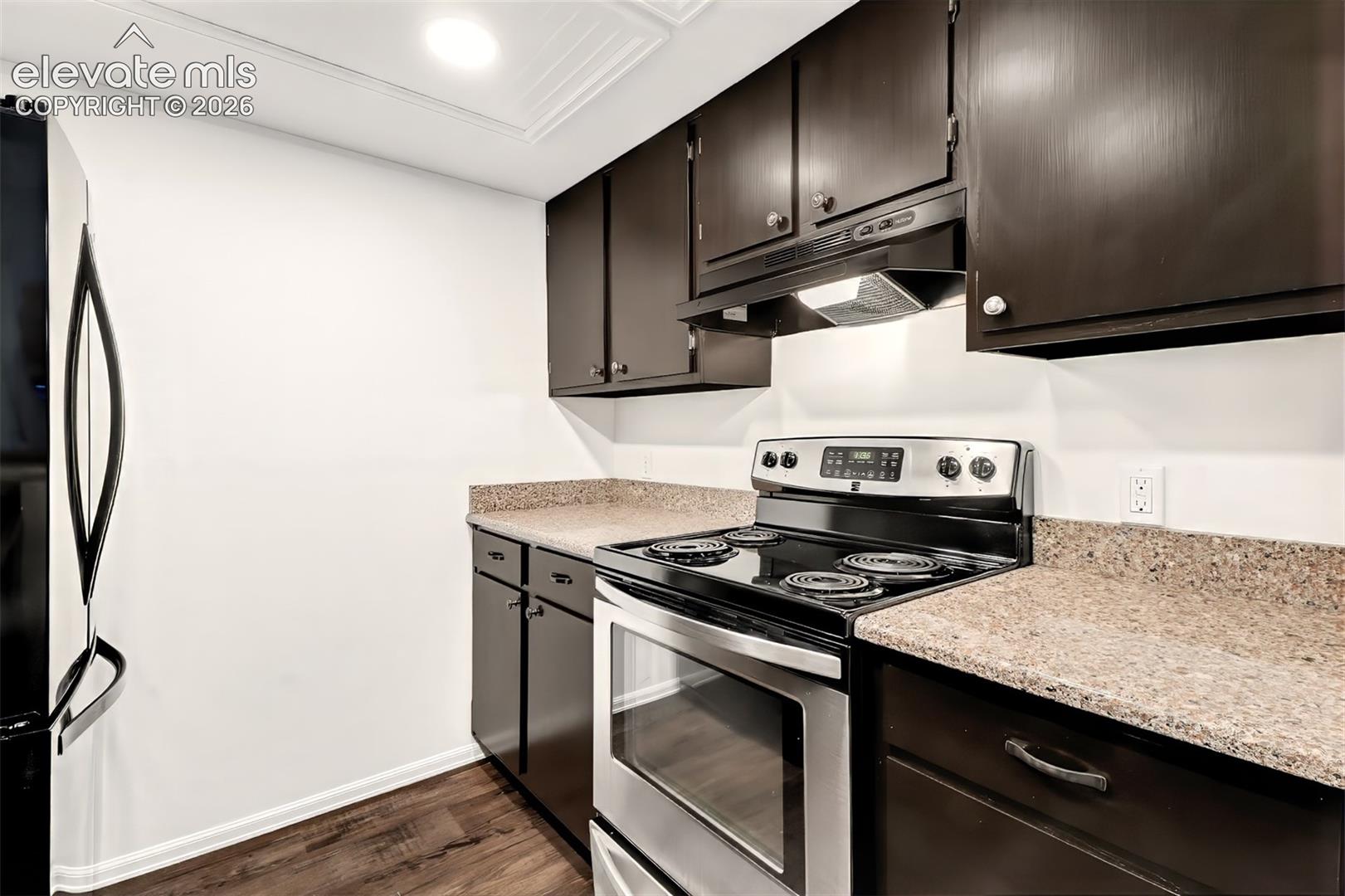 Listing photo 10 for 840 Tenderfoot Hill Road 204