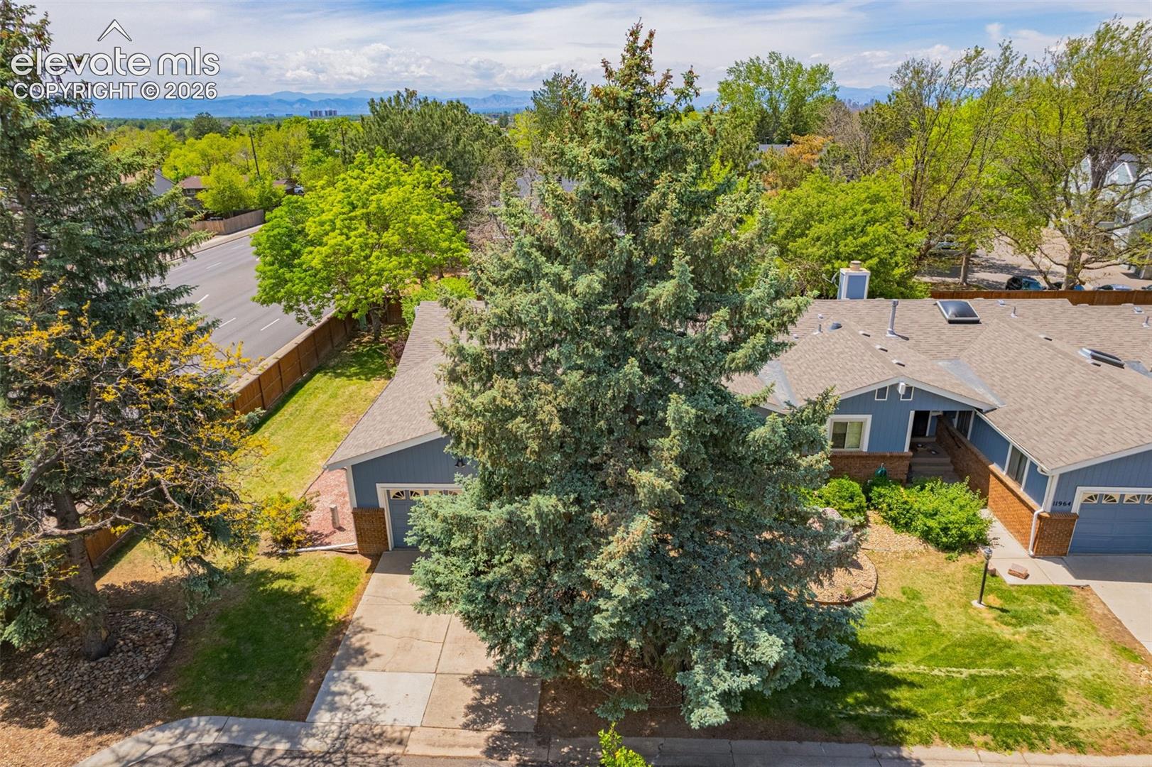 11966 Maple Avenue, photo 39