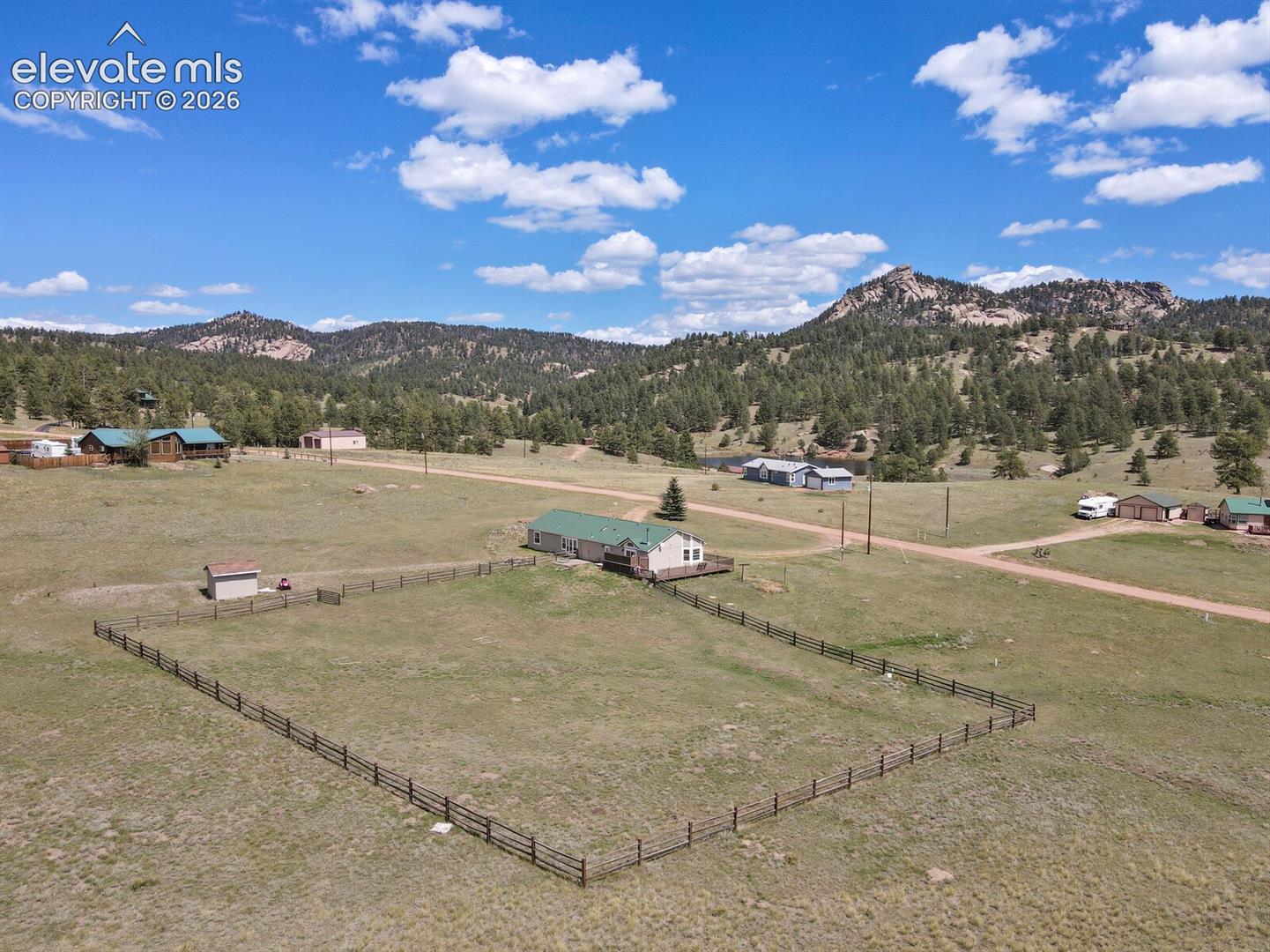 Listing photo 46 for 2329 Southpark Road