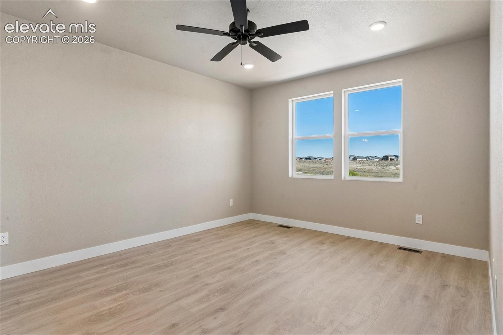 Listing photo 10 for 7899 Grey Bark Way