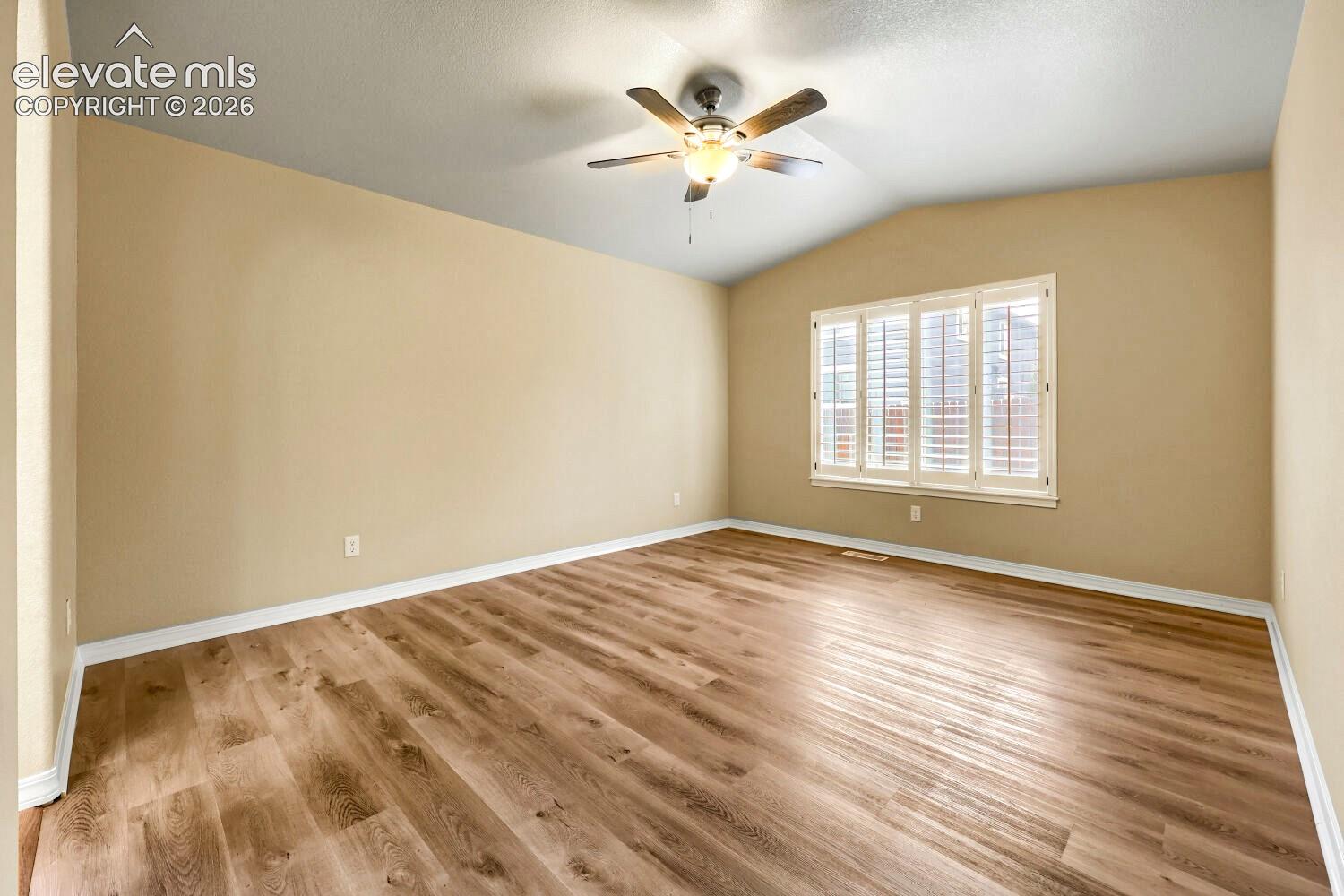 Listing photo 16 for 7917 Mount Huron Trail