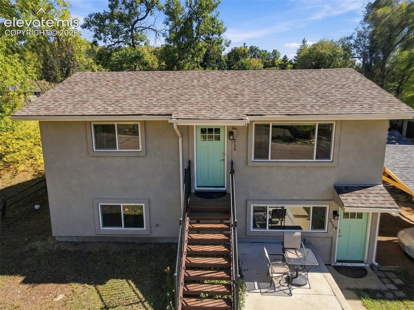 Listing photo 3 for 215 N 14th Street