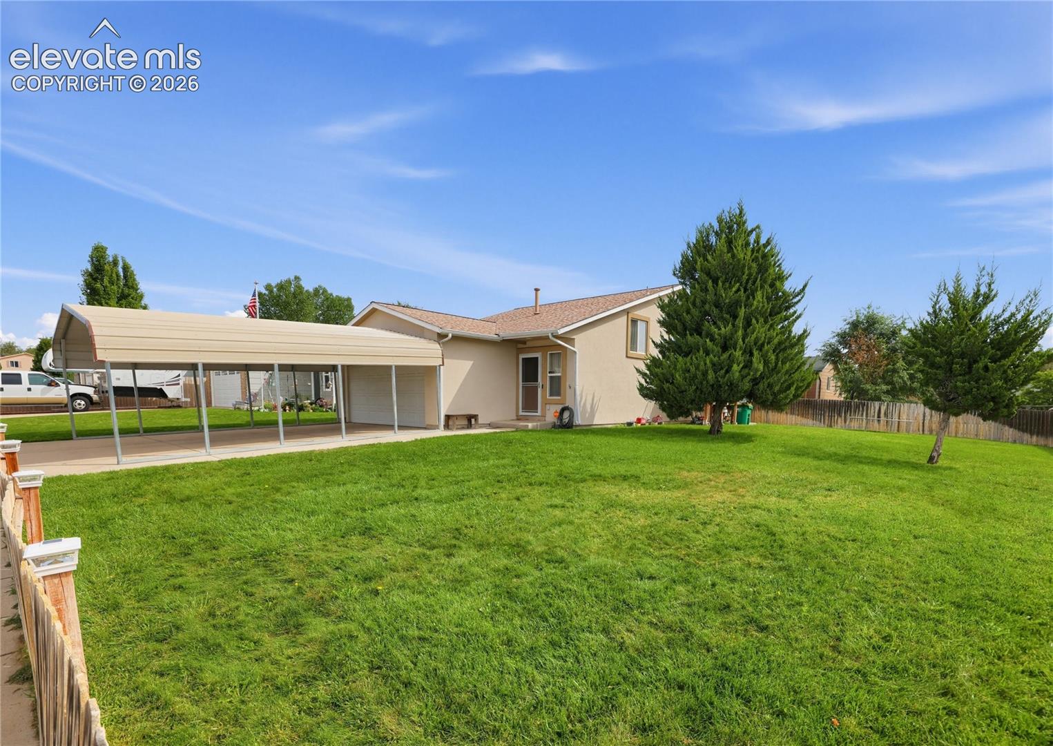 Listing photo 25 for 4565 Howland Street