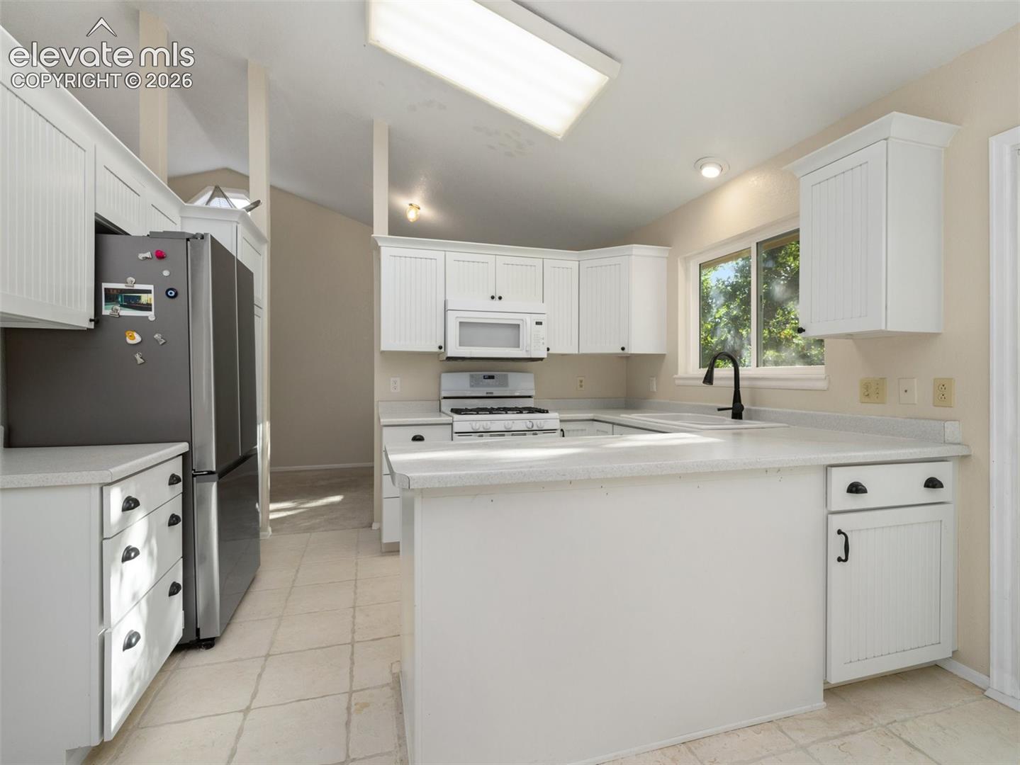Listing photo 16 for 2525 Ramsgate Terrace