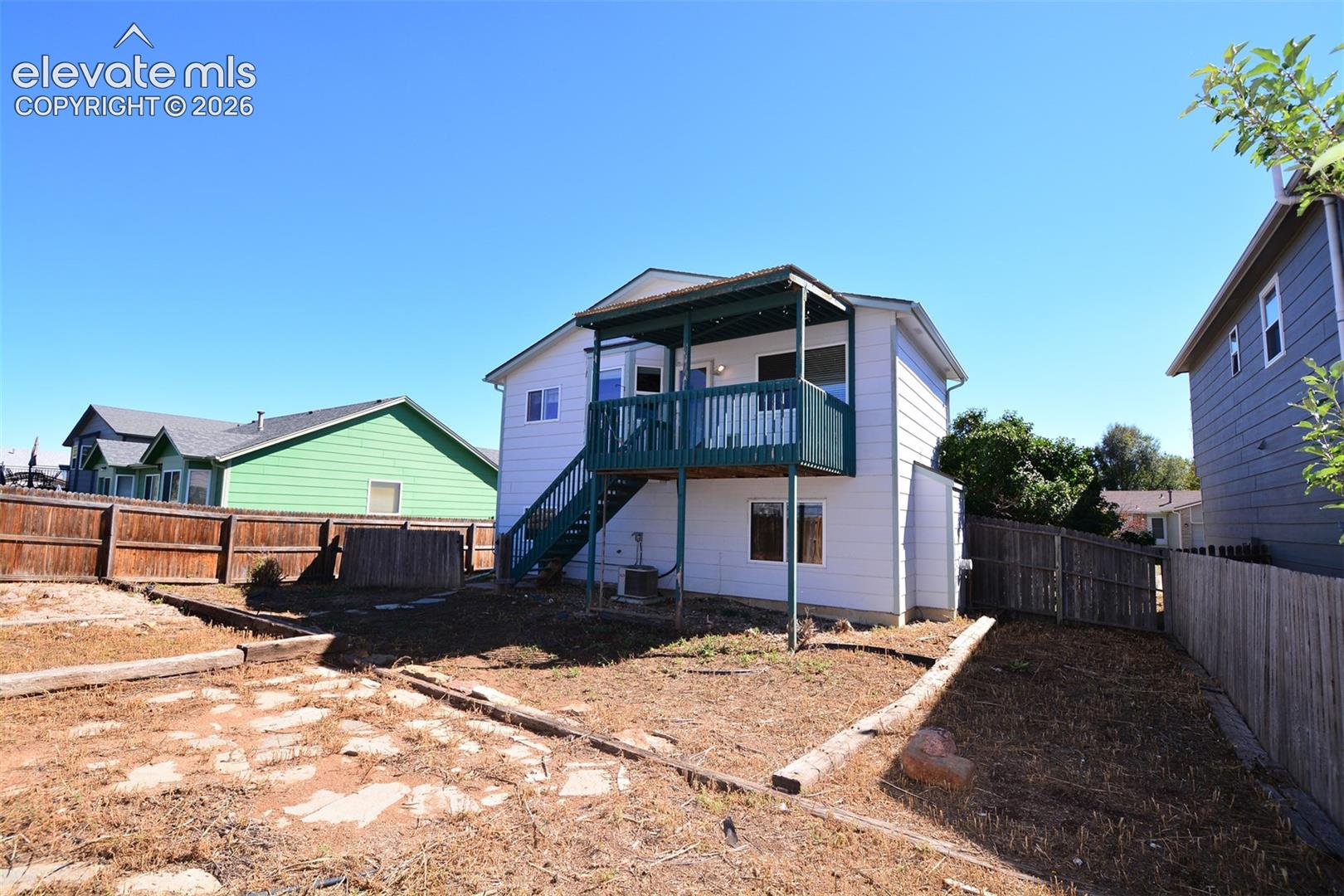 Listing photo 30 for 2040 Fairweather Way