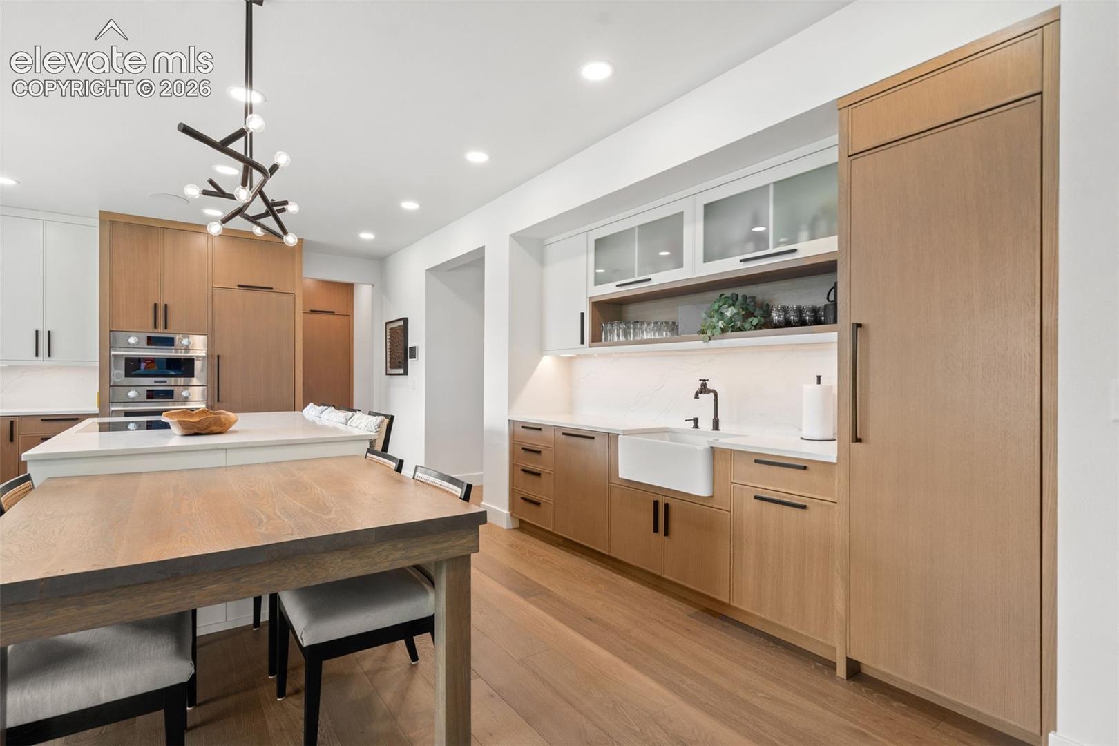 Listing photo 9 for 17270 Colonial Park Drive