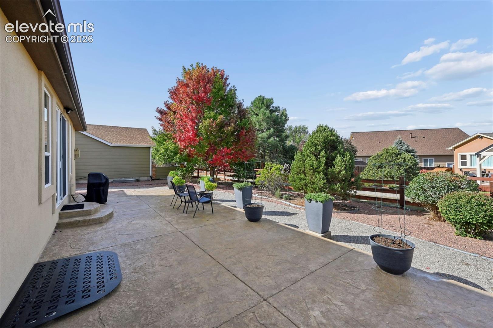Listing photo 26 for 10484 Mile Post Loop