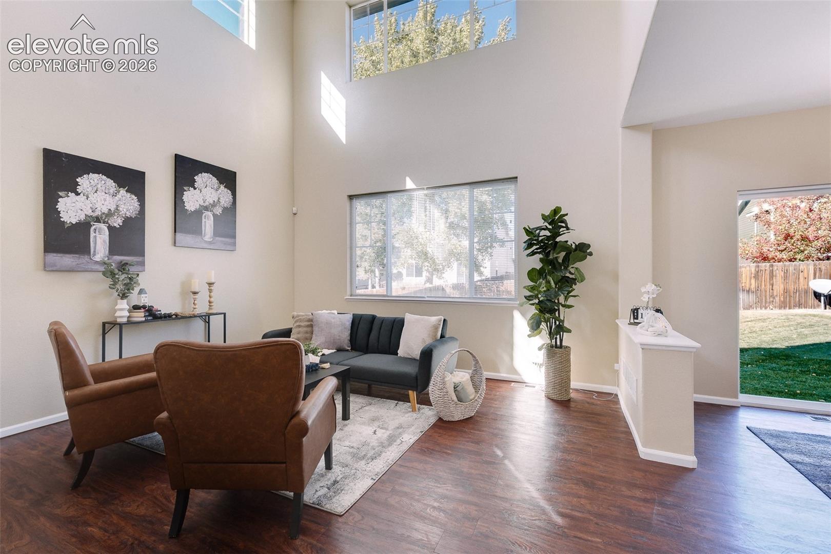 Listing photo 10 for 7752 Blue Vail Way