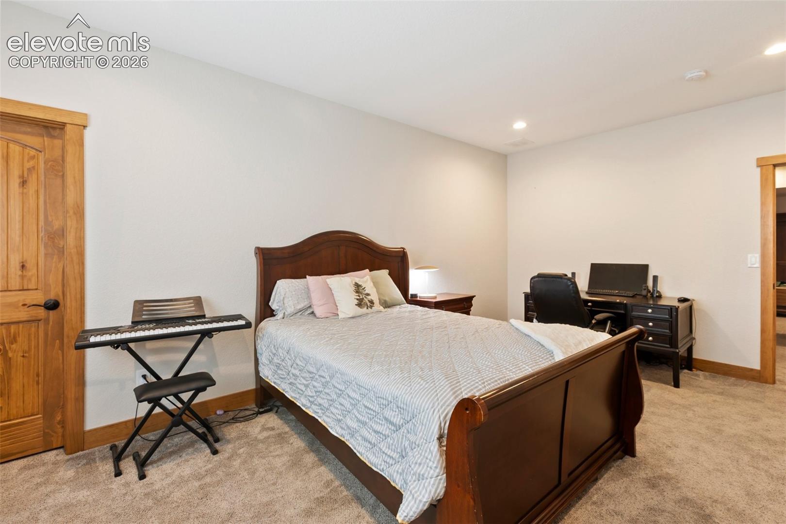 Listing photo 42 for 180 Wildrose Court