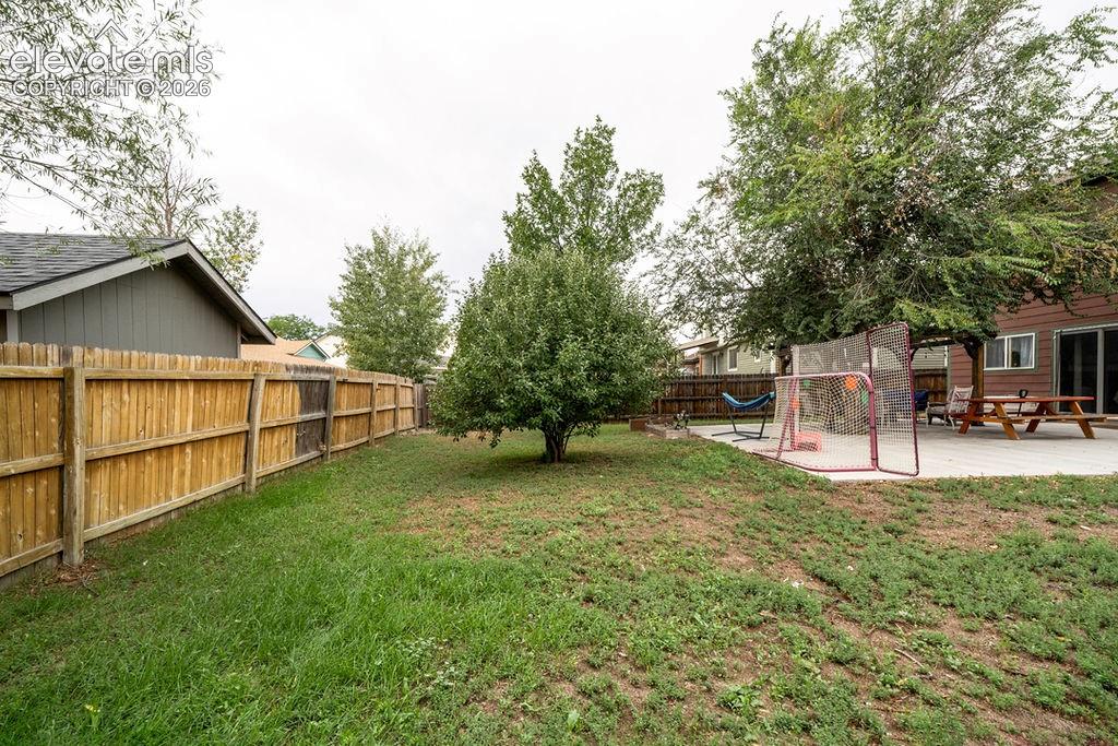 Listing photo 44 for 818 Hayloft Lane