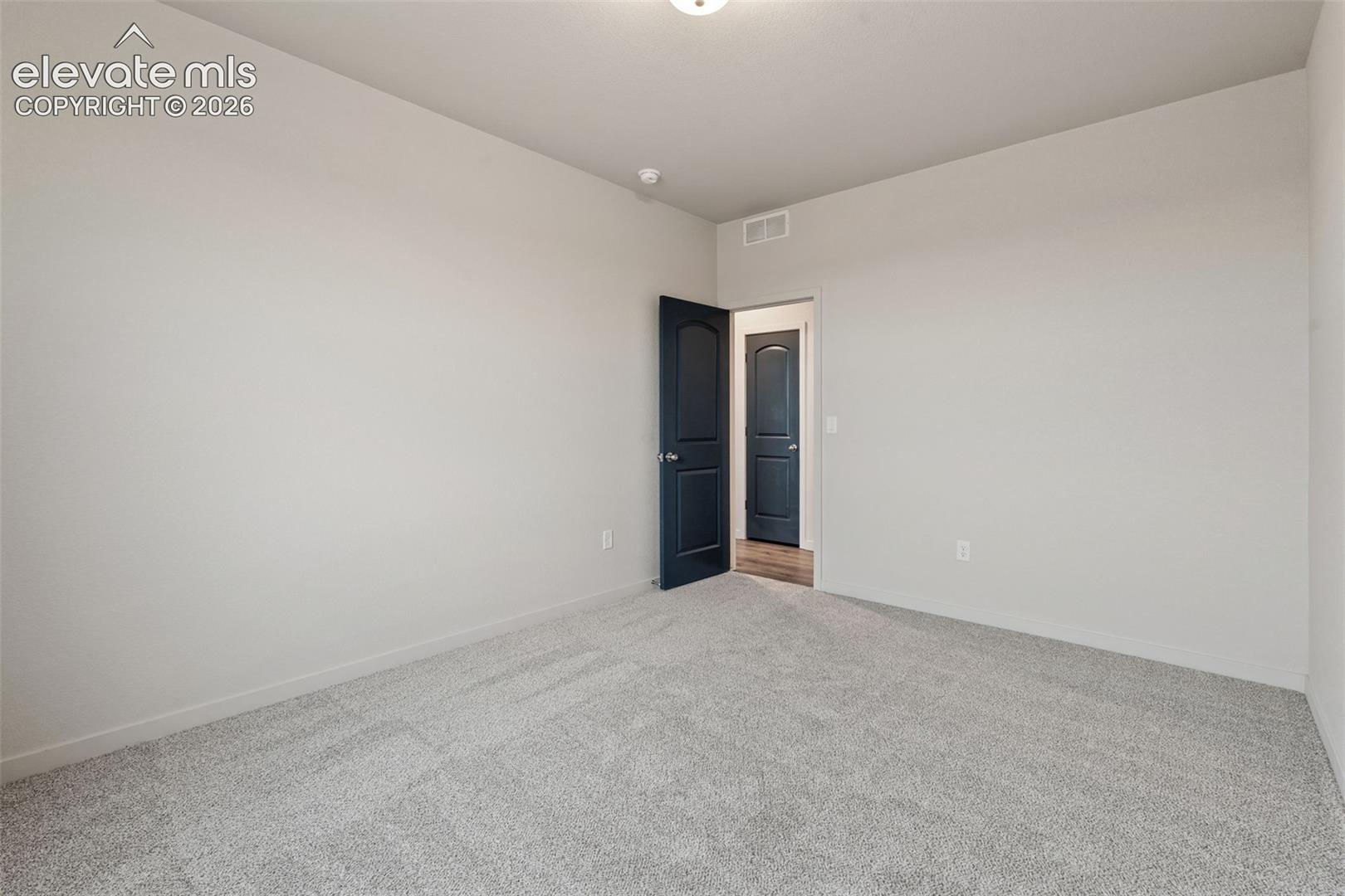 Listing photo 34 for 280 S Meriweather Drive