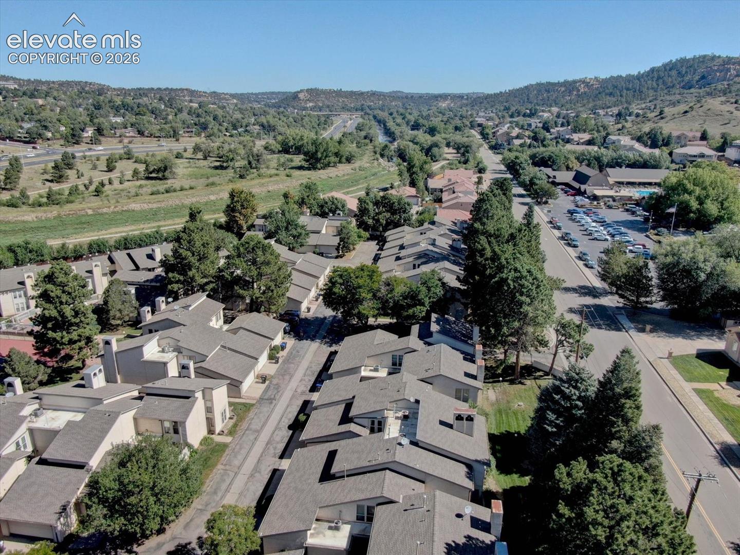 Listing photo 37 for 3330 Templeton Gap Road 55