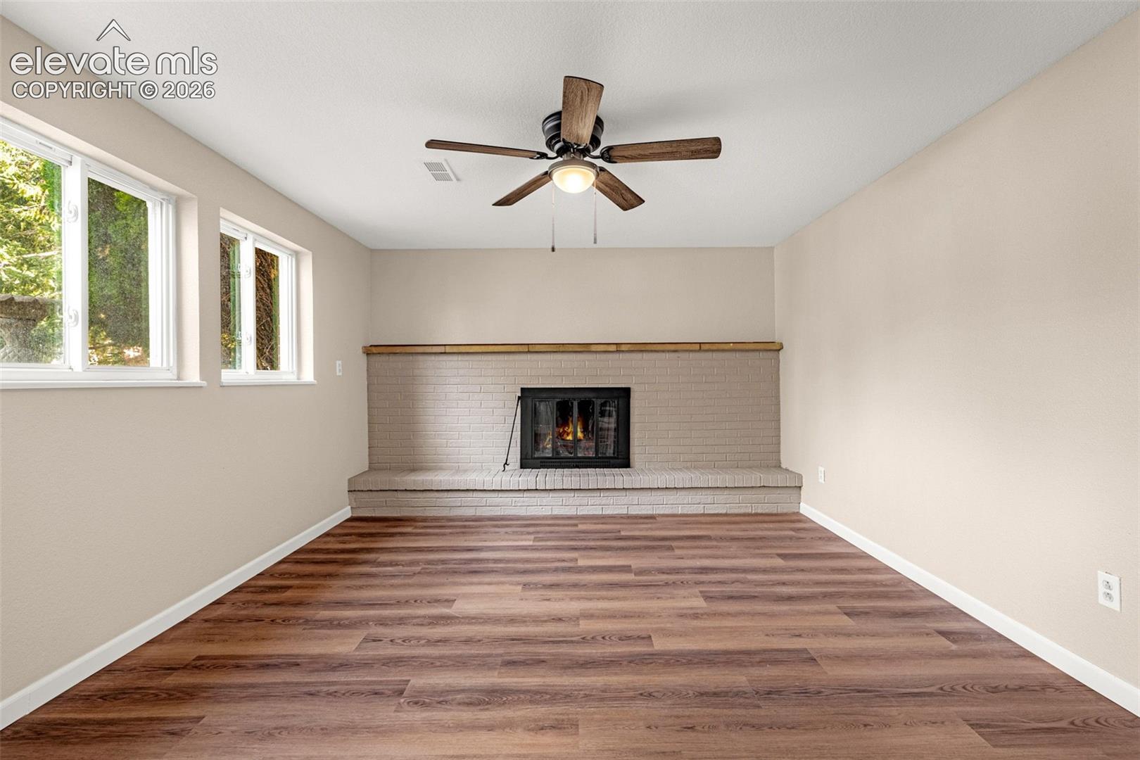 Listing photo 25 for 216 De La Vista Street