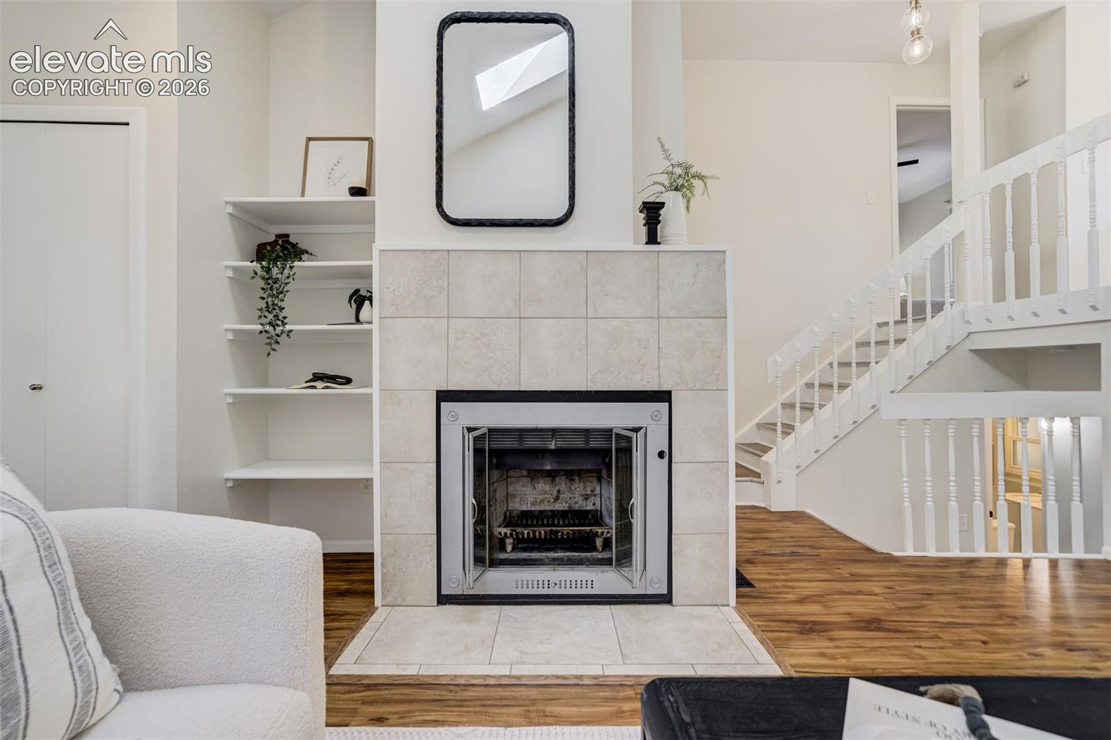 8295 Candon Drive, photo 6