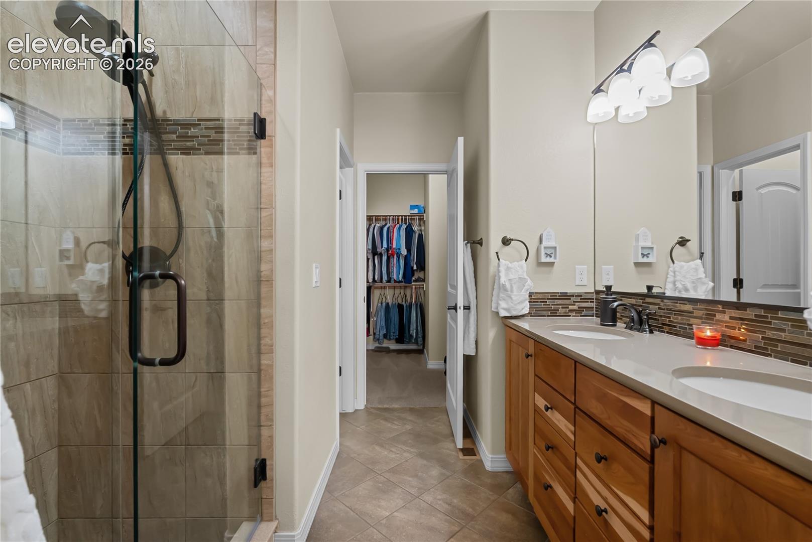 Listing photo 20 for 3336 Redcoat Lane