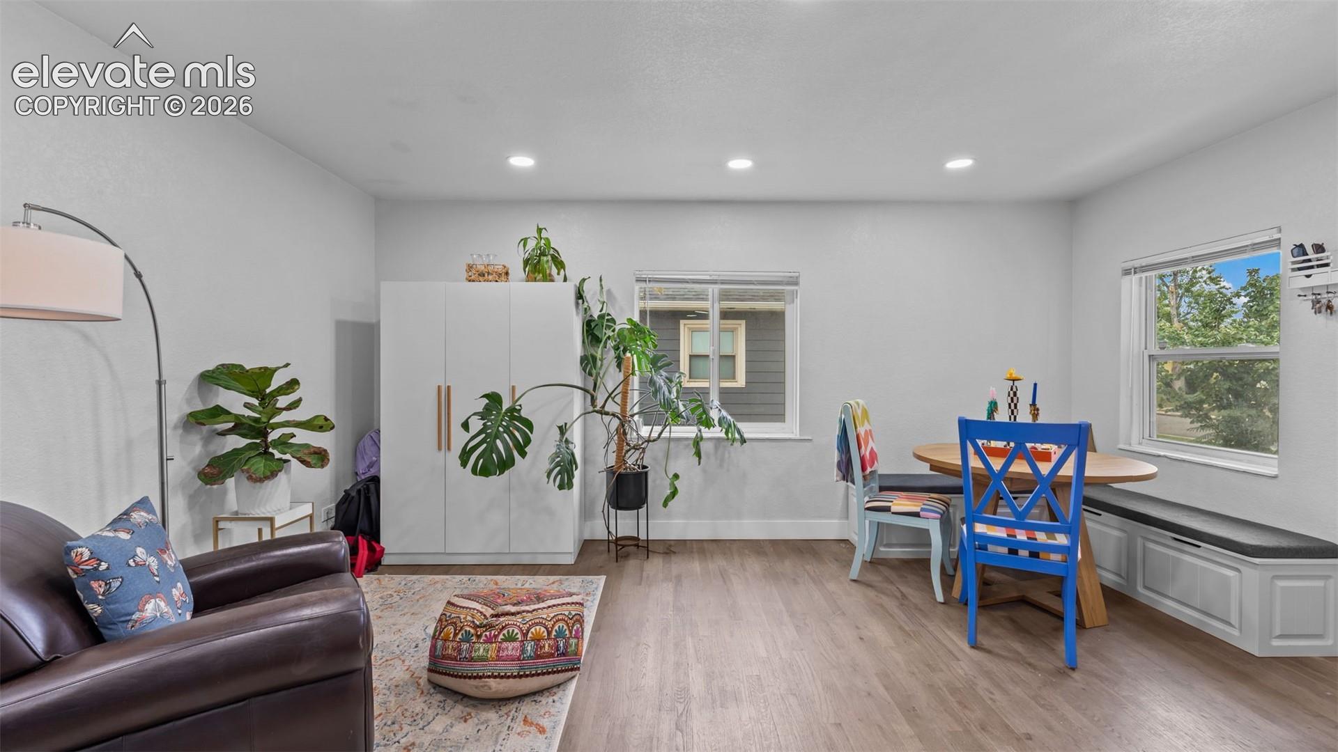 Listing photo 7 for 1380 Trenton Street