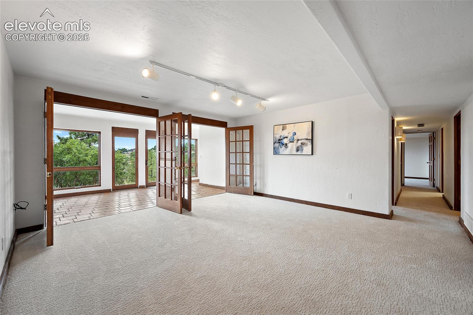 7761 Delmonico Drive, photo 32