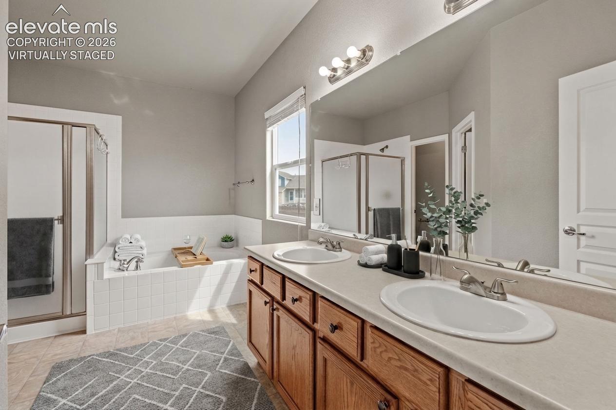 Listing photo 10 for 10832 Darneal Drive