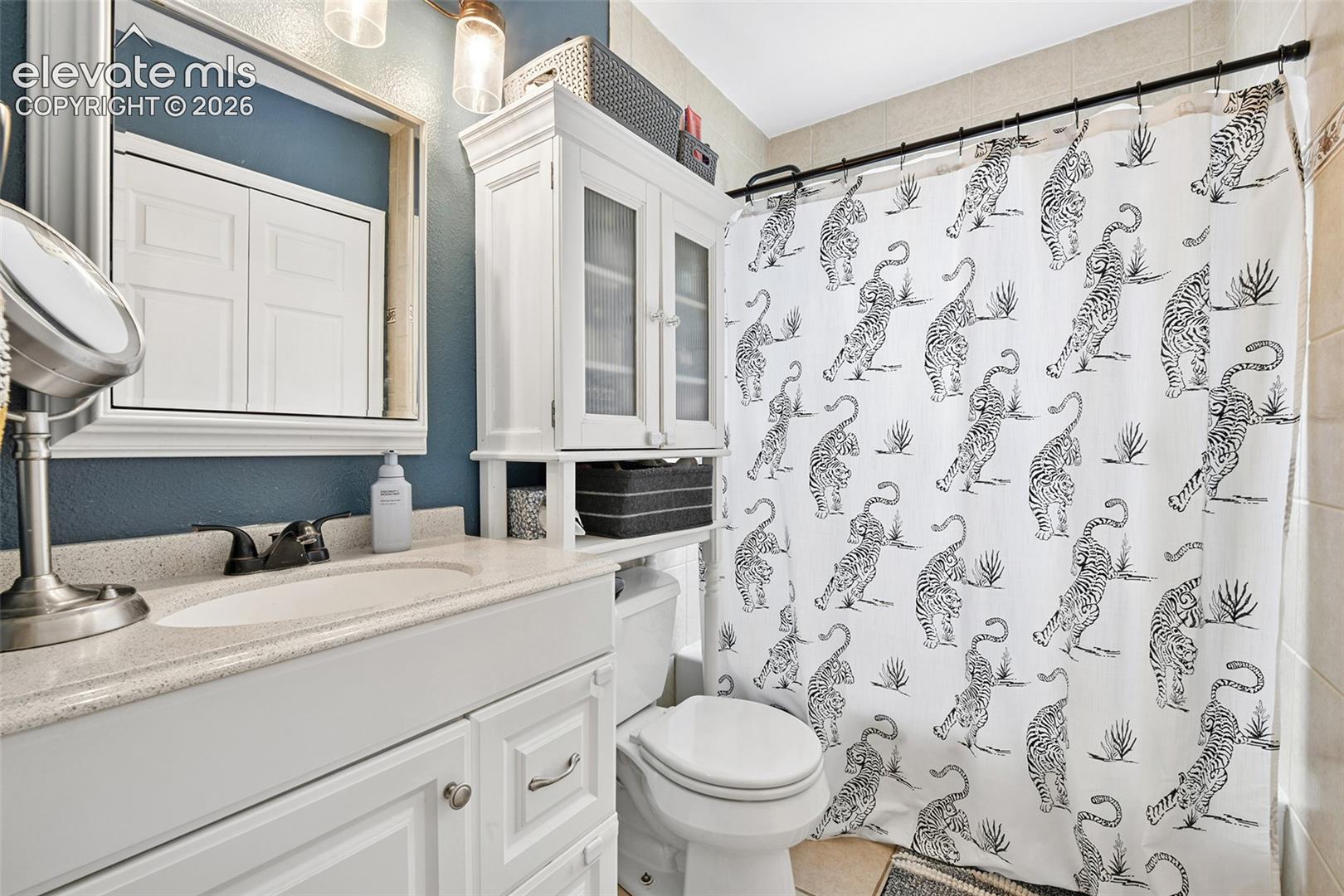 Listing photo 11 for 6830 Parkridge Court