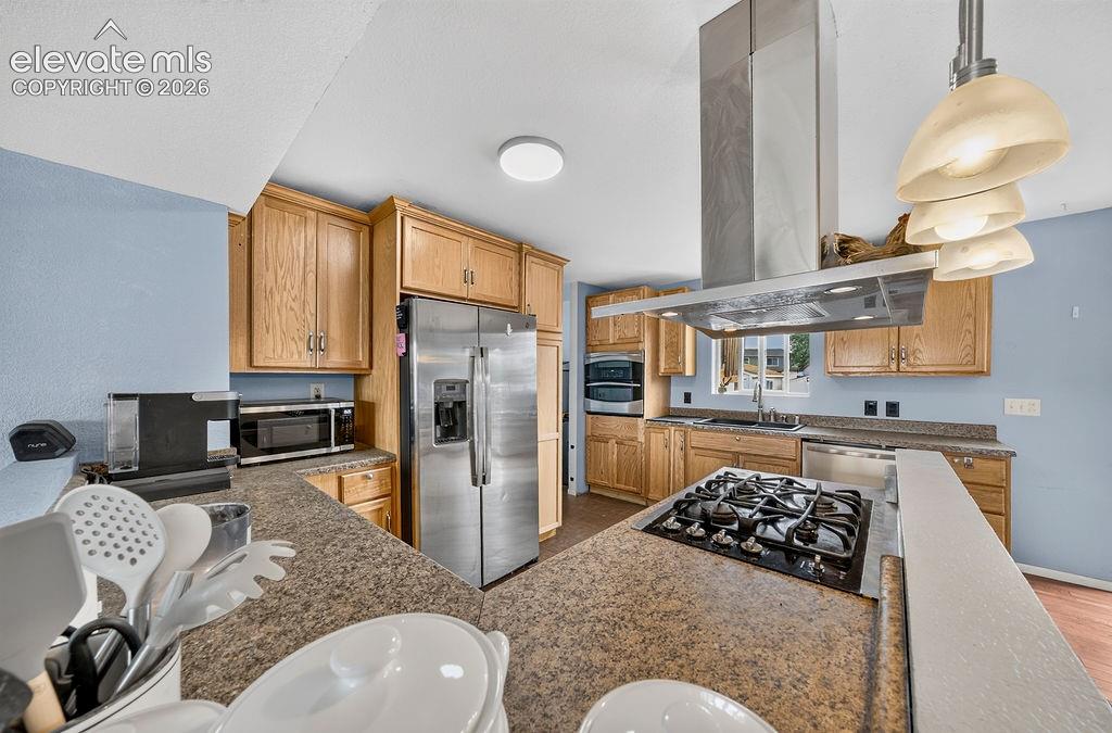 Listing photo 10 for 1345 Southmoor Drive