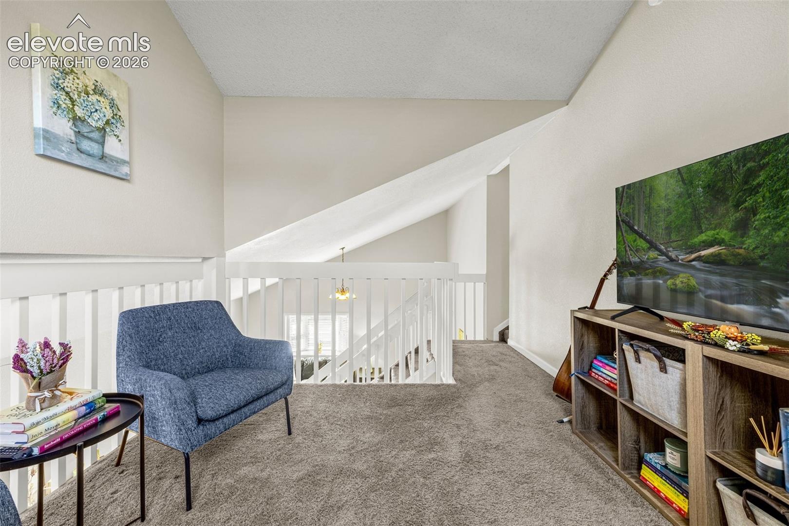 Listing photo 16 for 982 Candlestar Loop