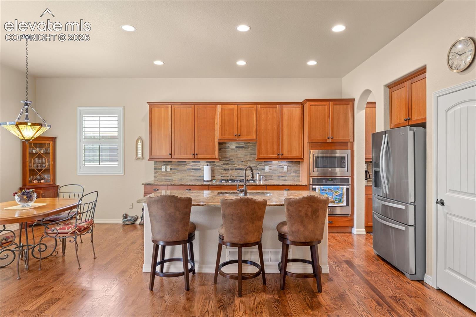 Listing photo 12 for 1168 Old North Gate Road